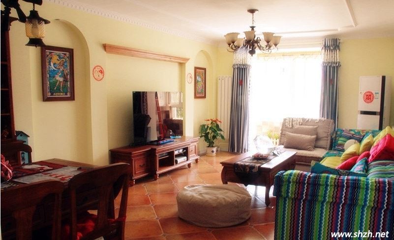 地中海英式混搭婚房客廳設(shè)計